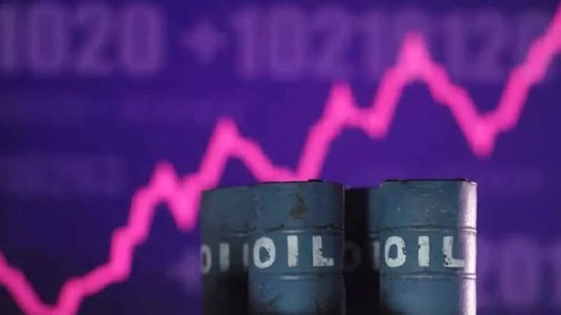  Dow Drops 652 Points as Brent Crude Hits 116.72, Its Highest Settlement Since April, Ahead of the Fed Meeting