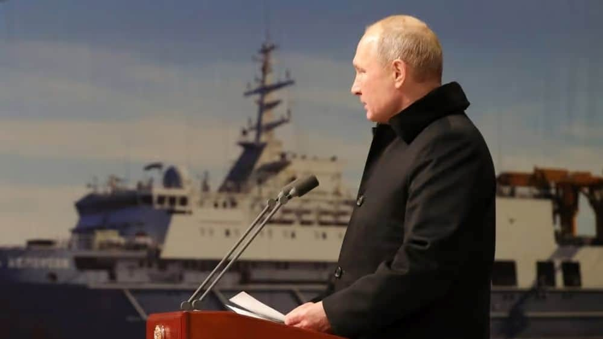Putin Threatens to Seize European Ships Over Russian Tanker Detentions